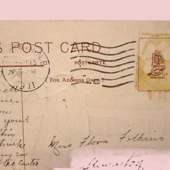 Antq Easter postcard of a young man kissing a little girls's hand - Picture 4 of 6